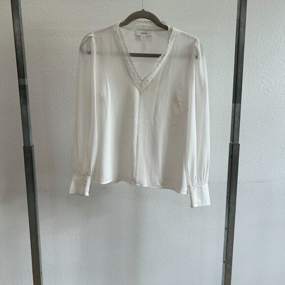 NWOT XS Cece White long sleeve blouse with scalloped sleeves - Picture 1 of 5